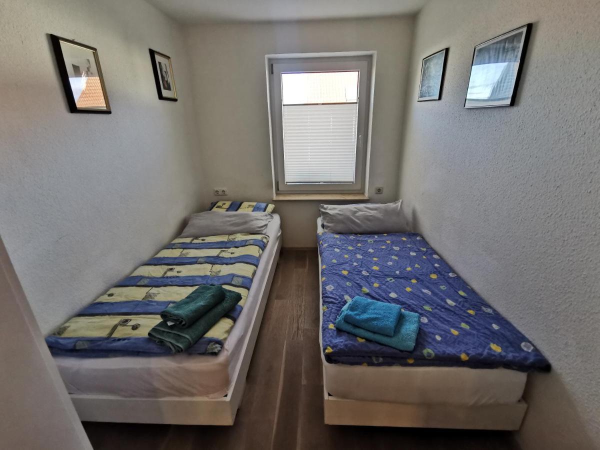 Und Guertler Apartment *