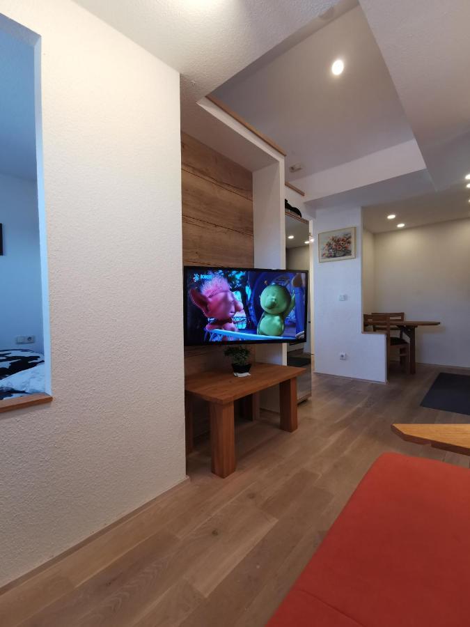 Und Guertler Apartment Werdau